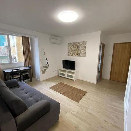 Apartament Universitate Διαμέρισμα Βουκουρέστι Εξωτερικό φωτογραφία